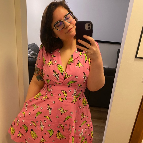 Meet your Posher, Sabrina - Picture 1 of 1